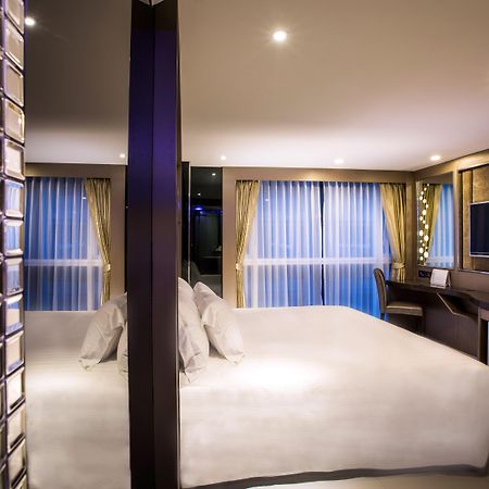 Azure Hotel Pattaya Ngoại thất bức ảnh