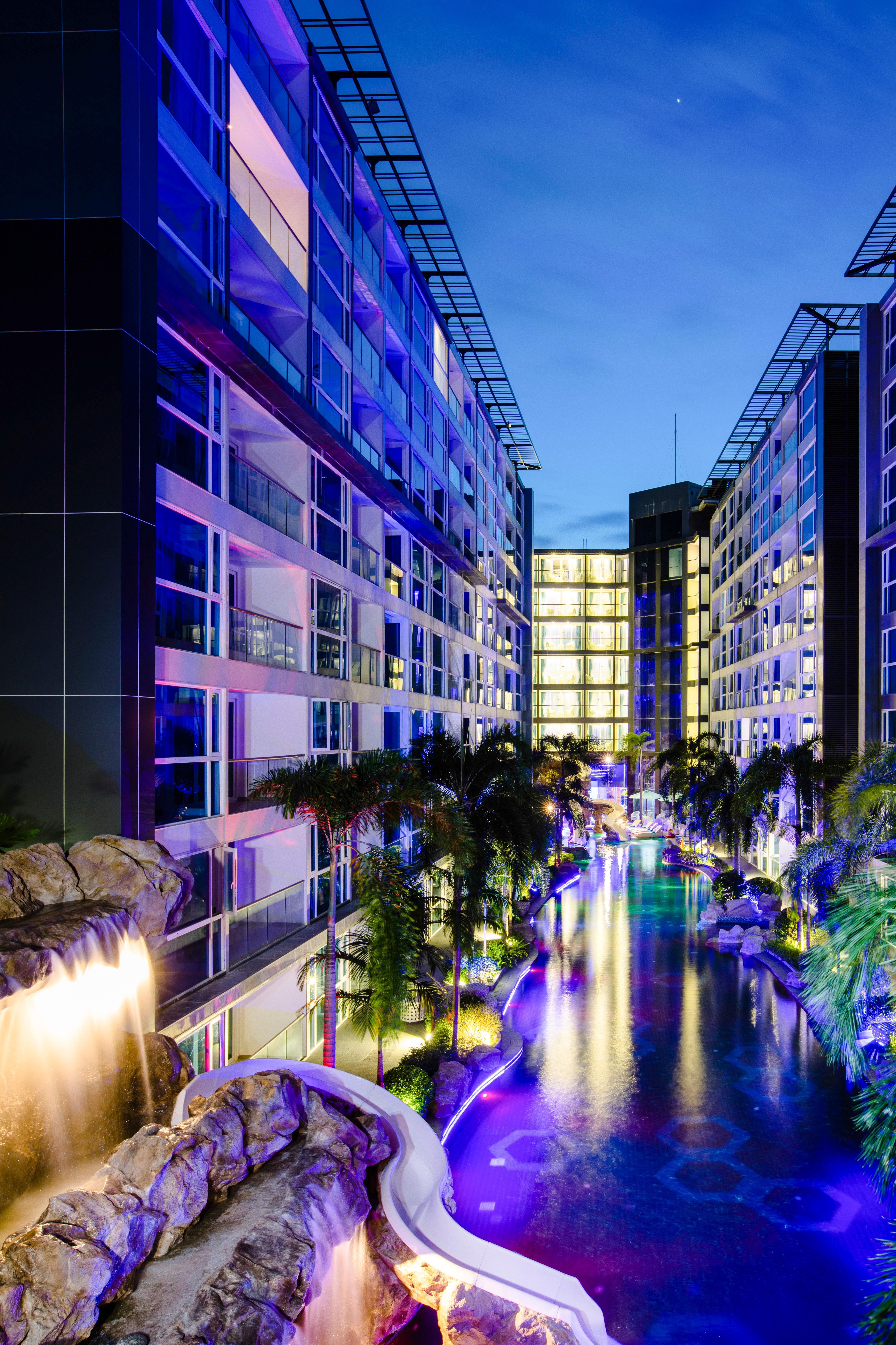 Azure Hotel Pattaya Ngoại thất bức ảnh