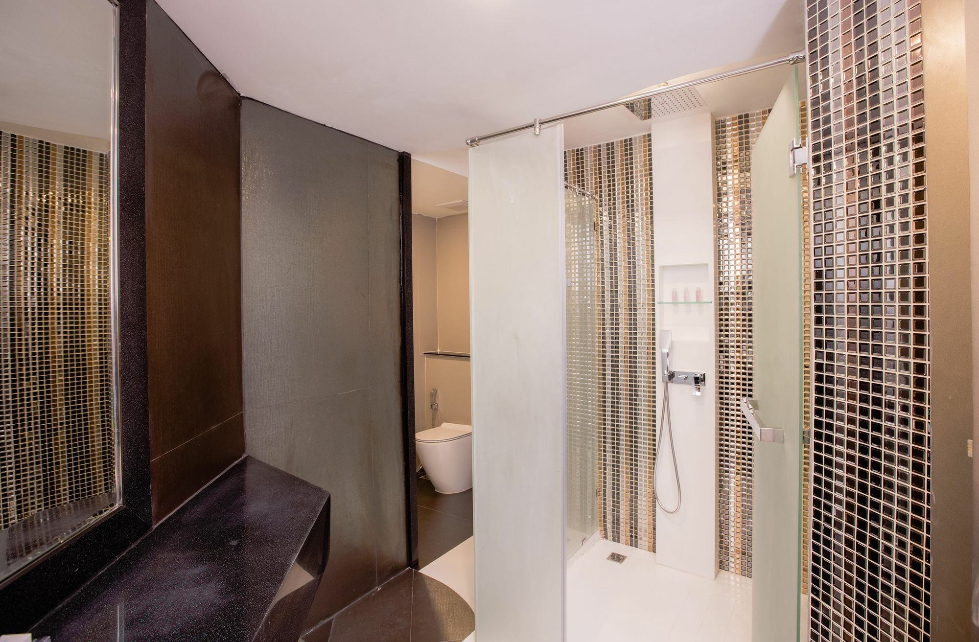 Azure Hotel Pattaya Ngoại thất bức ảnh